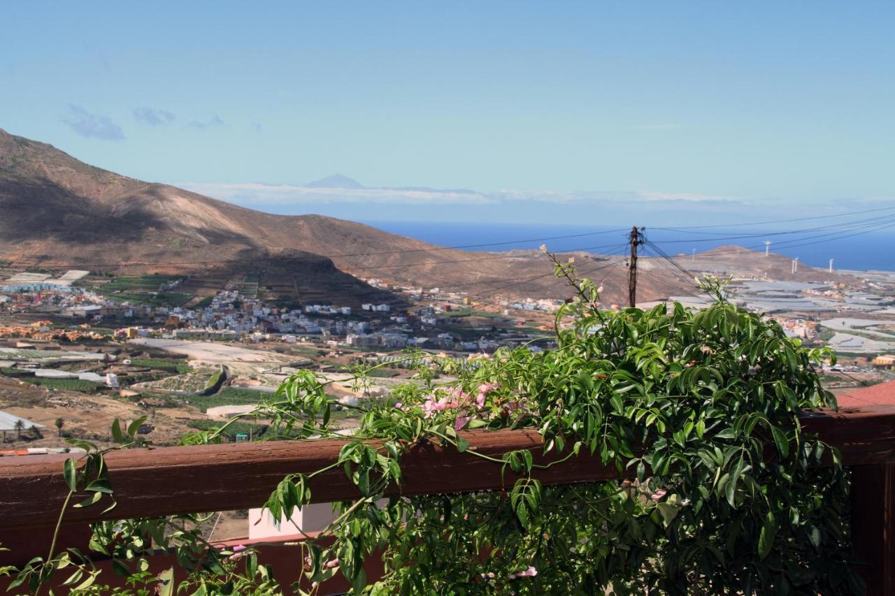 Tonono'S Village Santa Maria de Guia de Gran Canaria Ngoại thất bức ảnh
